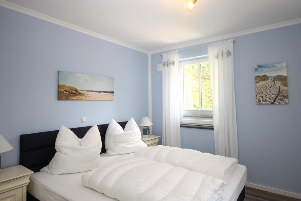 Haus Pamir - Ferienwohnungen Nienhagen Extérieur photo