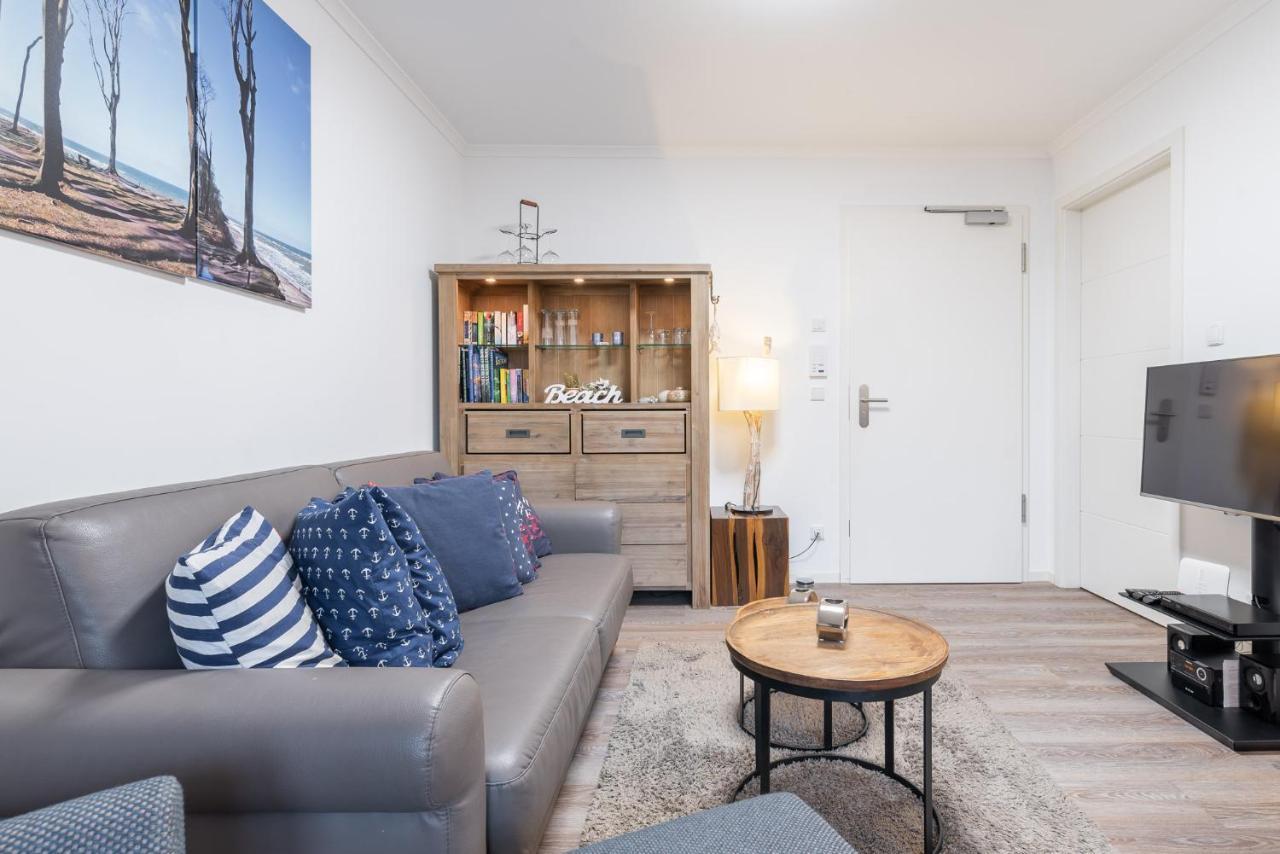Haus Pamir - Ferienwohnungen Nienhagen Extérieur photo