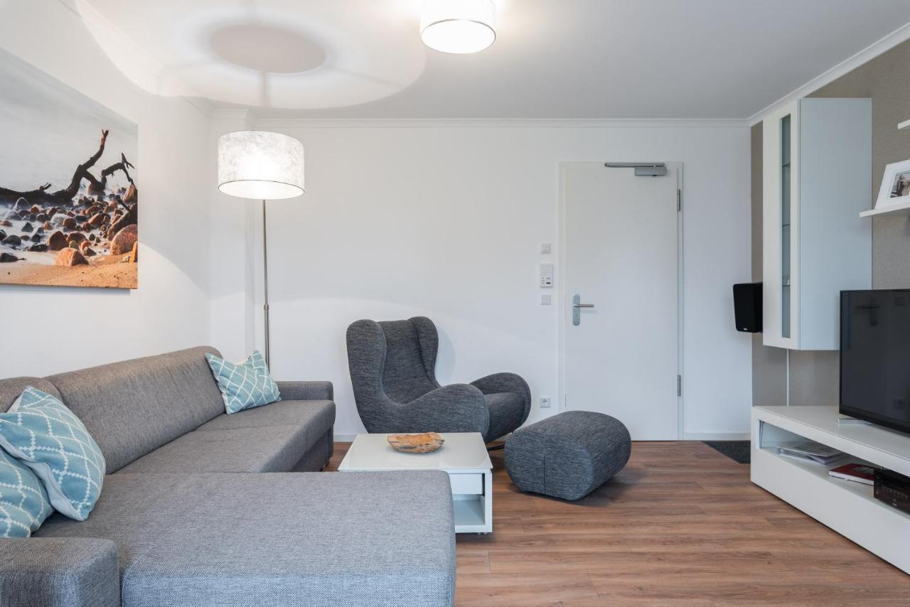 Haus Pamir - Ferienwohnungen Nienhagen Extérieur photo